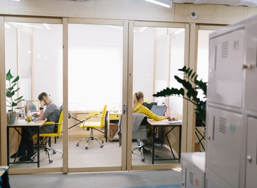 Join suitable a 20 m² Coworking space  in Деснянський район, вулиця Біломорська (02000) - 9 | MatchOffice