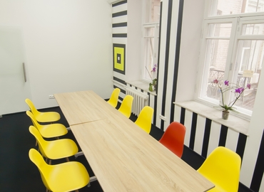 64 m² Business space building available to rent in Голосіївський район, вулиця Велика Васильківська 30 (01004) - 1 | MatchOffice.com