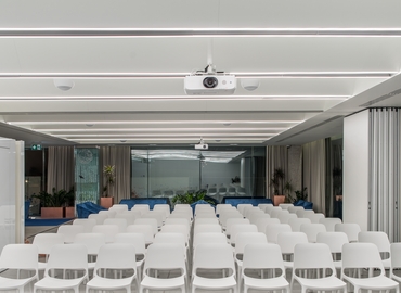 Коворкінг вулиця Дорогожицька 3 04119 Шевченківський район