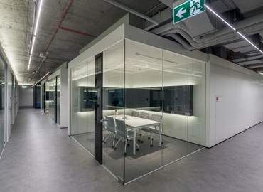Lease comfortable a 1200 m² Shared workspace  in Шевченківський, вулиця Дорогожицька 3 (04119) - 5 | MatchOffice.com