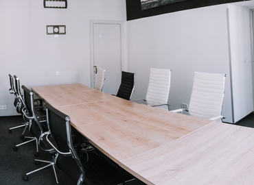Rent a 22 m² Conference space in Шевченківський, вулиця Льва Толстого 3 (01004) - 0 | MatchOffice.com