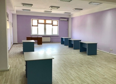 Бізнес-центр вул. Ушинського, 40 03151 Солом'янський район