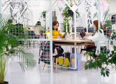 1000 m² Coworking  in Pechersky district, Алея Героїв Небесної Сотні (02000) - 1 | MatchOffice.com