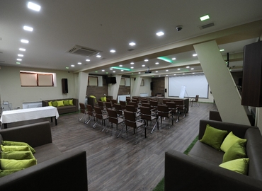 Конференц-зал вул.І.Франка, 33 82521 Дрогобицький район