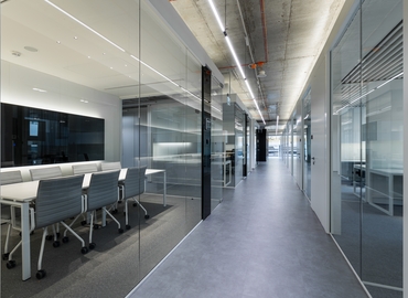 Choose a 20 m² Conference room in Шевченківський, вулиця Дорогожицька 3 (04119) - 8 | MatchOffice