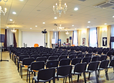 Rent a 220 m² Conference room in Lviv, вулиця Яворівська 2a (81110) - 11 | MatchOffice.com