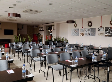 Конференц-зал вулиця Яворівська 2a 81110 Львів