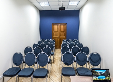 Choose a 40 m² Conference space in Pechersky district, Khreschatyk Street 7/11 (02000) - 0 | MatchOffice.com