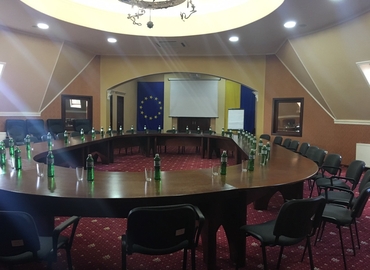 Choose a 200 m² Meeting room in Ужгородський район, вулиця Ужанська 28 (88000) - 0 | MatchOffice.com