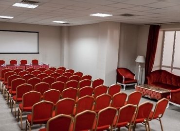 Book a 72 m² Meeting room in Солом'янський район, Молодогвардійська 32 (03151) - 0 | MatchOffice