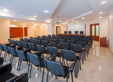 Choose a 145 m² Conference space in Івано-Франківськ, Viacheslava Chornovola Street 7 (76019) - 0 | MatchOffice.com