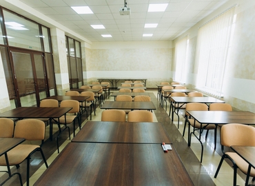 Rent a 63 m² Conference hall in Івано-Франківськ, Harbars'ka Street 22 (76000) - 1 | MatchOffice.com