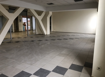 500 m² Business space building up for rent in Івано-Франківськ, Північний бульвар (76000) - 8 | MatchOffice