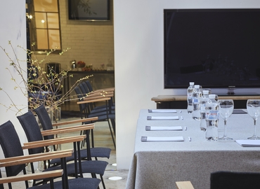 Rent a 44 m² Conference hall in Podolsky district, Vozdvyzhens'ka Street 60 А (04071) - 3 | MatchOffice.com