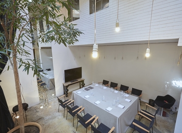 Choose a 44 m² Convention center in Podolsky district, Vozdvyzhens'ka Street 60 А (04071) - 4 | MatchOffice.com