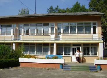 Бізнес-центр  вул. Санаторна, 2 35320 Рівненський район