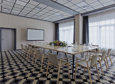 Choose a 54 m² Convention center in Києво-Святошинський район,  вул. Обухівське шосе-2 (08173) - 2 | MatchOffice