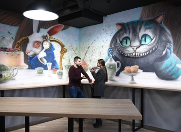 Бізнес-центр вулиця Саперне Поле 14/55 01042 Печерський район