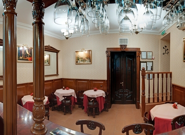 Rent a 80 m² Convention center in Шевченківський, Triokhsviatytelska Street 9 (01001) - 5 | MatchOffice.com