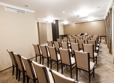 Конференц-зал ул. Пушкина 24ж 08131 Києво-Святошинський район