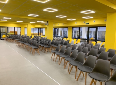 Rent a 150 m² Conference center in Маріуполь, проспект Миру 93 (87500) - 0 | MatchOffice