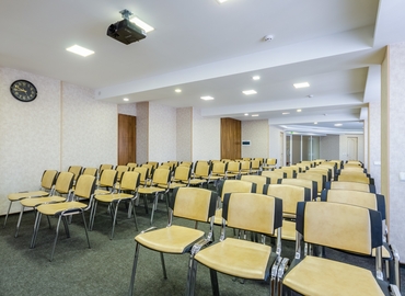 Book a 130 m² Meeting room in Kyiv, 02002 (02002) - 0 | MatchOffice.com