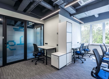 Бізнес-центр вулиця Миколи Василенка, 7 13124 Київ