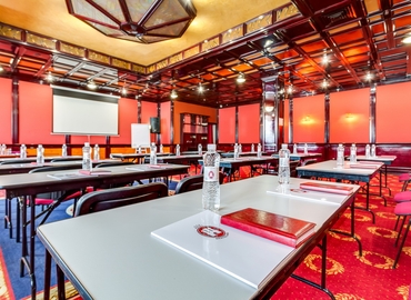 Choose a 127 m² Meeting room in Kyiv, вулиця Андрія Малишка 1 (02000) - 8 | MatchOffice