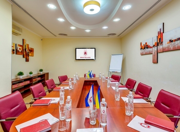 Rent a 37 m² Conference room in Kyiv, вулиця Андрія Малишка 1 (02000) - 4 | MatchOffice