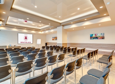 Choose a 101 m² Conference room in Kyiv, вулиця Андрія Малишка 1 (02000) - 1 | MatchOffice