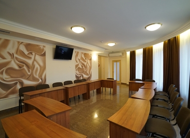 Конференц-зал вулиця Харківських Дивізій 29 61000 Харків