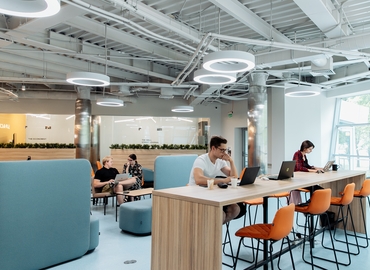 Коворкінг вулиця Попудренка 1А 02100 Київ