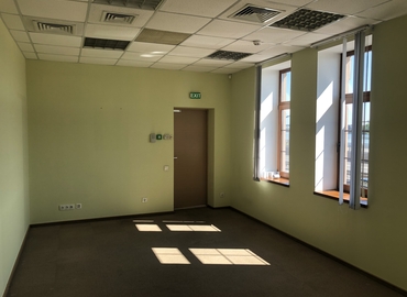 Бізнес-центр вулиця Набережно-Хрещатицька 9 04070 Подільський район