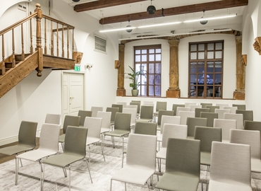 Конференц-зал вулиця Театральна 16 79008 Львів