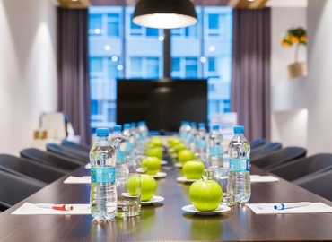 Choose a 300 m² Conference center in Kyiv, вулиця Велика Васильківська (03150) - 9 | MatchOffice.com