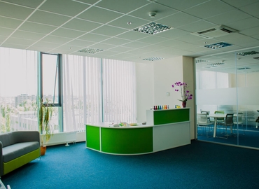 Бізнес-центр проспект Степана Бандери 28А 02000 Київ