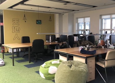 Бізнес-центр вулиця Богдана Хмельницького 19-21 01030 Шевченківський район