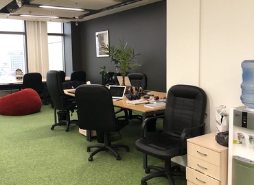 Бізнес-центр вулиця Богдана Хмельницького 19-21 01030 Шевченківський район