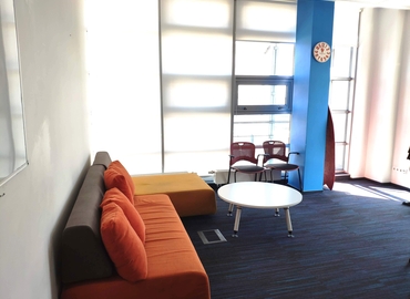 Бізнес-центр вулиця Новокостянтинівська 18 02000 Київ