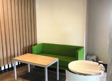 Бізнес-центр вулиця Московська 32 02000 Київ