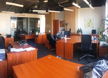 Бізнес-центр вулиця Московська 32 02000 Київ