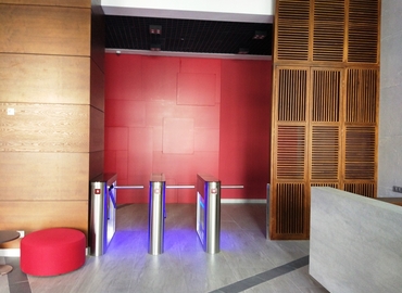 Бізнес-центр вулиця Миколи Грінченка 2/1 02000 Київ