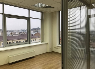 Бізнес-центр вулиця Іллінська 8 02000 Київ