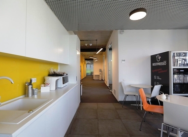 300 m² Business park place for rent in Kyiv, Майдан Незалежності 1 (02000) - 2 | MatchOffice
