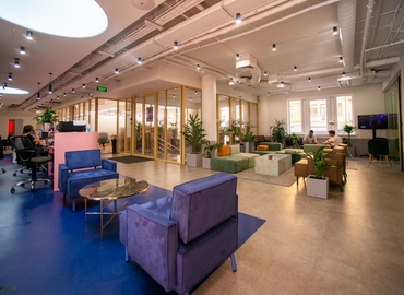 Бізнес-центр вулиця Боричів Тік 35В 04070 Київ