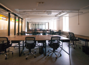 Бізнес-центр вулиця Боричів Тік 35В 04070 Київ