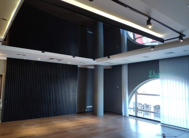 Бізнес-центр Хрестовий провулок 2 02000 Київ