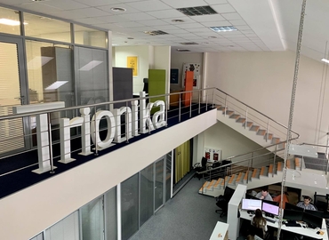 Бізнес-центр вулиця Миколи Грінченка 4 02000 Київ