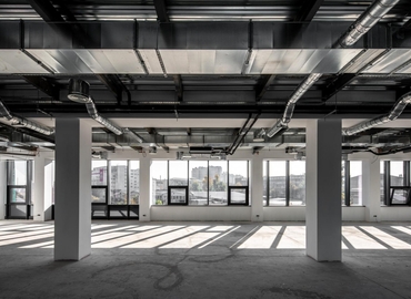 Бізнес-центр вулиця Амурська 6 02000 Київ