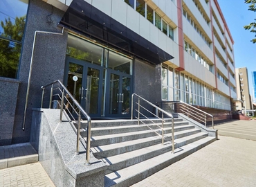 3000 m² Business park building up for rent in Holosiivskyi disrtict, Сім'ї Прахових 50 (02000) - 1 | MatchOffice
